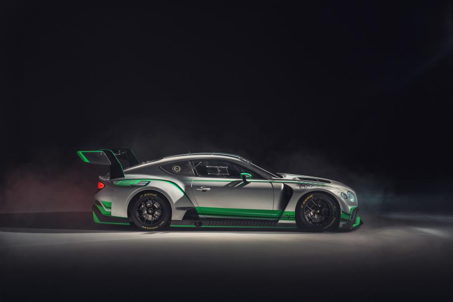  Bentley Continental GT3 2018 года  (фото 2 из 16)